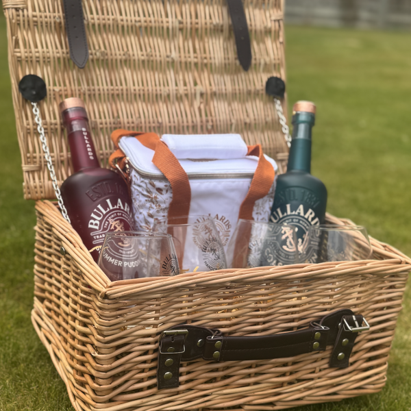 WIN - BULLARDS GIN BUNDLE - WIN this amazing BULLARDS GIN Hamper for just 79p!
